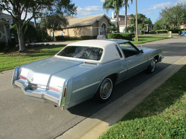 Oldsmobile Toronado 1977 image number 9