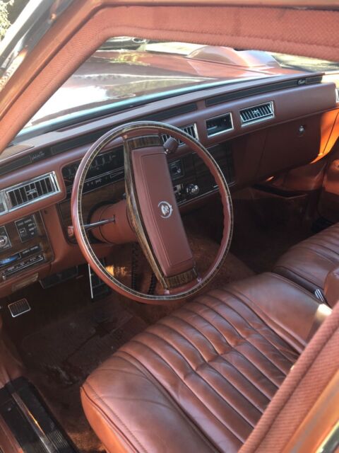 Cadillac Seville 1977 image number 6