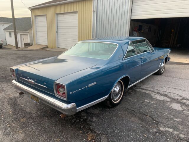 Ford Galaxie 1966 image number 1