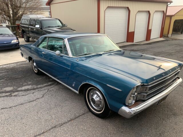 Ford Galaxie 1966 image number 10