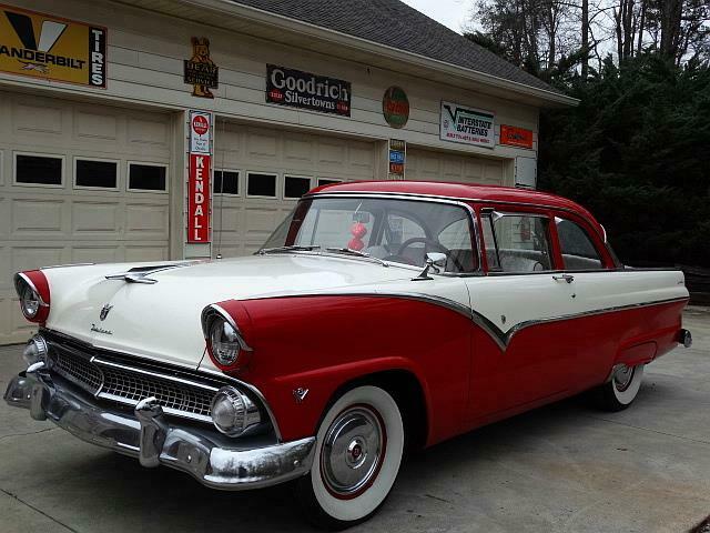 Ford Fairlane 1955 image number 0