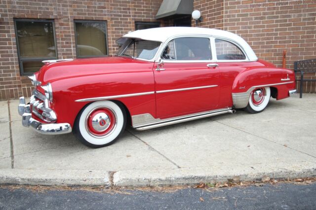 Chevrolet Styleline Deluxe 1952 image number 25