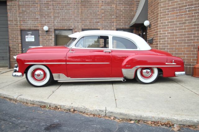 Chevrolet Styleline Deluxe 1952 image number 26