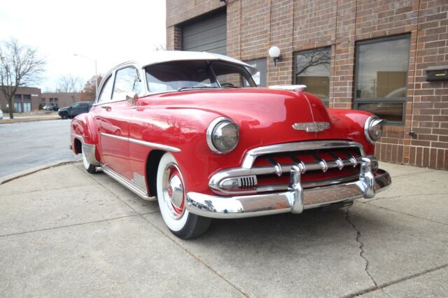 Chevrolet Styleline Deluxe 1952 image number 8