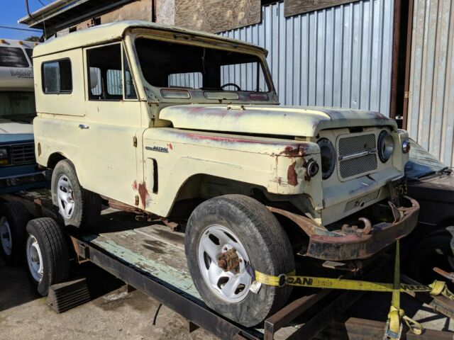 Nissan Patrol 1967 image number 30