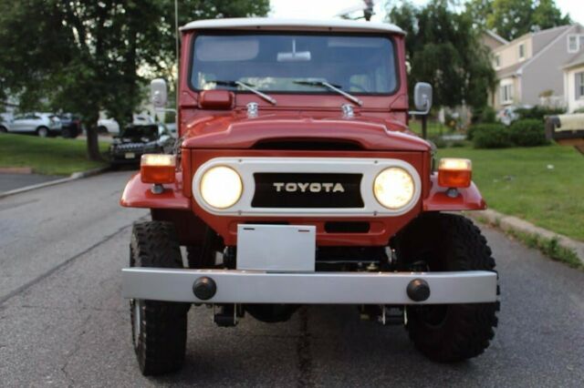 Toyota Land Cruiser 1977 image number 29