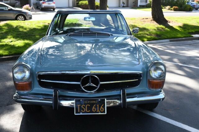 Mercedes-Benz SL-Class 1967 image number 0