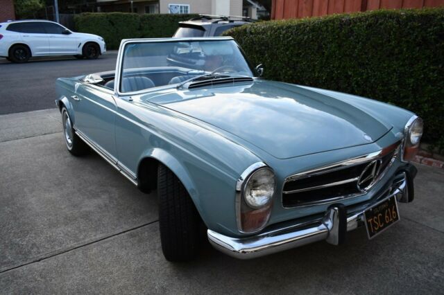 Mercedes-Benz SL-Class 1967 image number 12