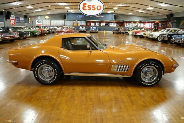 Chevrolet Corvette 1971 image number 18