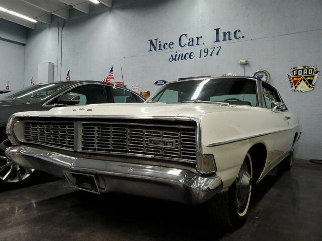 Ford Galaxie 1968 image number 0