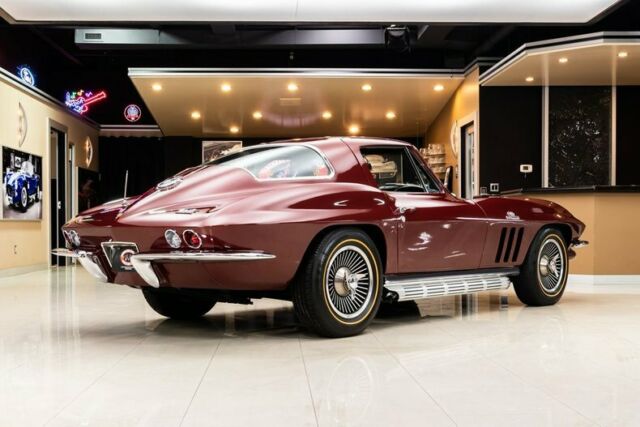 Chevrolet Corvette 1966 image number 35