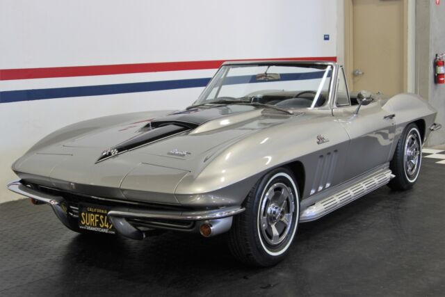 Chevrolet Corvette 1966 image number 27