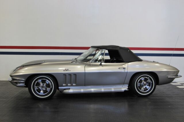 Chevrolet Corvette 1966 image number 36