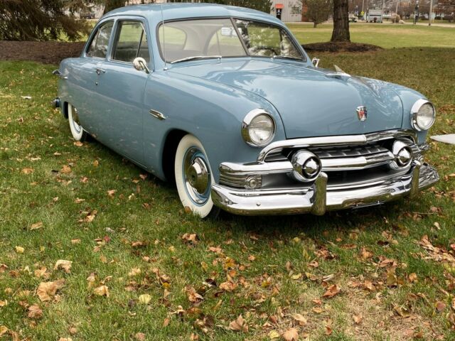 Ford Deluxe 1951 image number 41