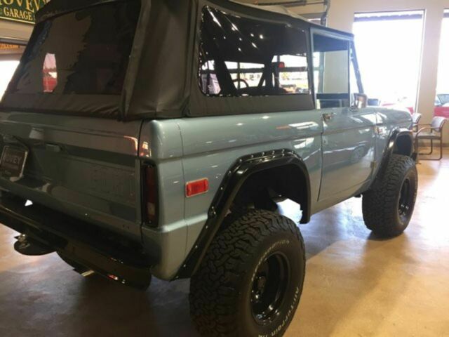 Ford Bronco 1974 image number 8