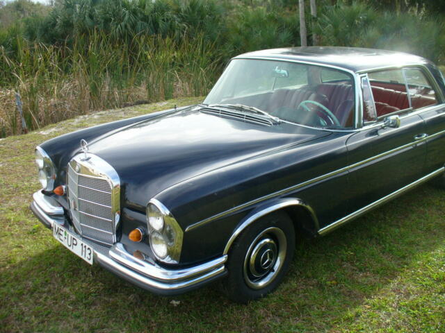 Mercedes-Benz 300-Series 1967 image number 28