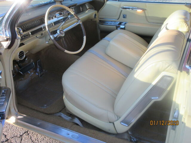 Cadillac DeVille 1962 image number 11