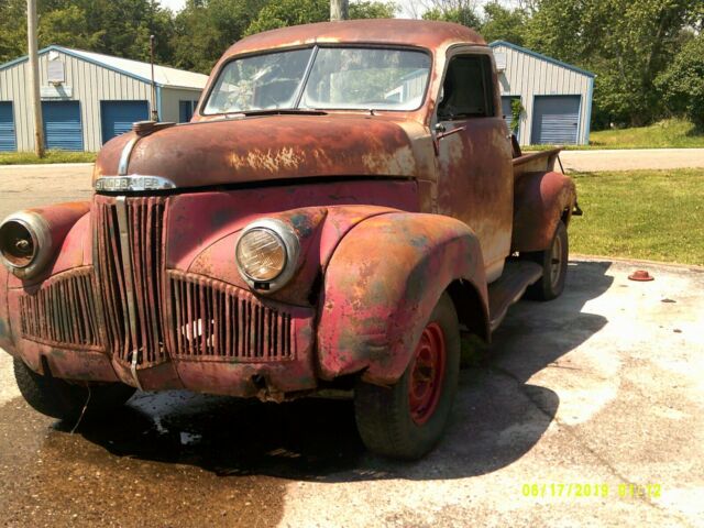 Studebaker Champion 1947 image number 18