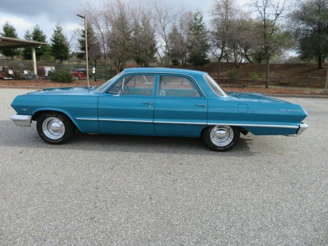 Chevrolet Impala 1963 image number 2