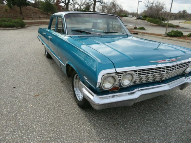 Chevrolet Impala 1963 image number 21