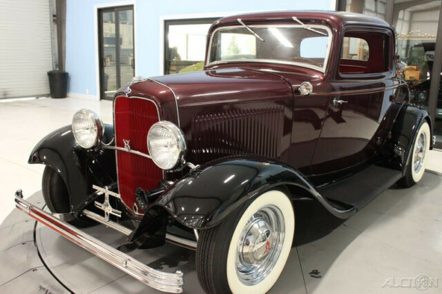 Ford 3 Window Coupe 1932 image number 33