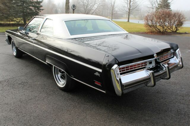 Buick Electra 1976 image number 29