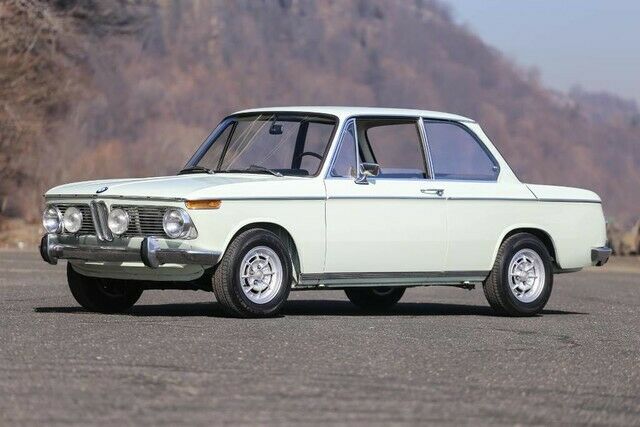 BMW 1600 1968 image number 1