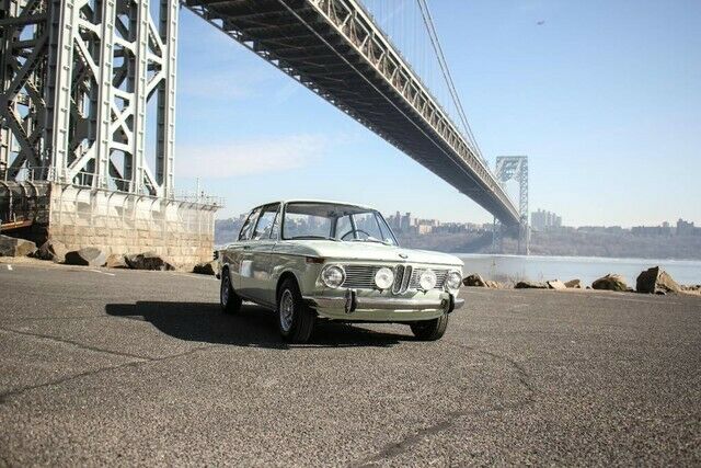 BMW 1600 1968 image number 2