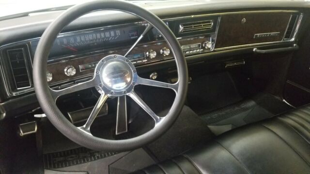 Pontiac Grand Prix 1967 image number 20