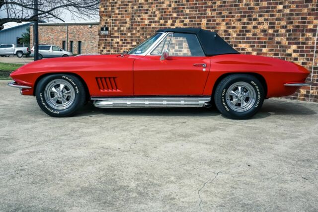 Chevrolet Corvette 1967 image number 14