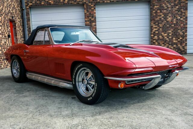 Chevrolet Corvette 1967 image number 17