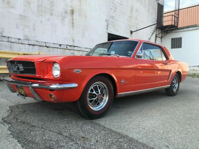 Ford Mustang 1965 image number 24