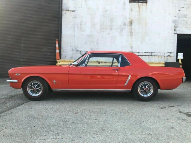 Ford Mustang 1965 image number 25