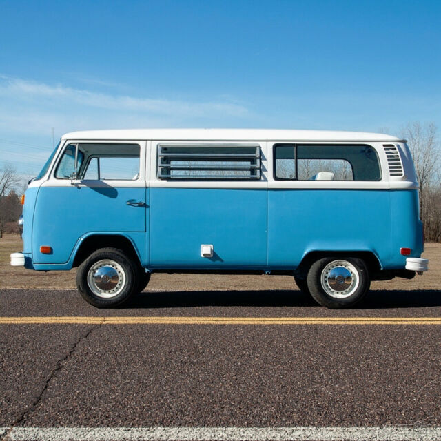 Volkswagen Tin-Top Westfalia 1973 image number 1