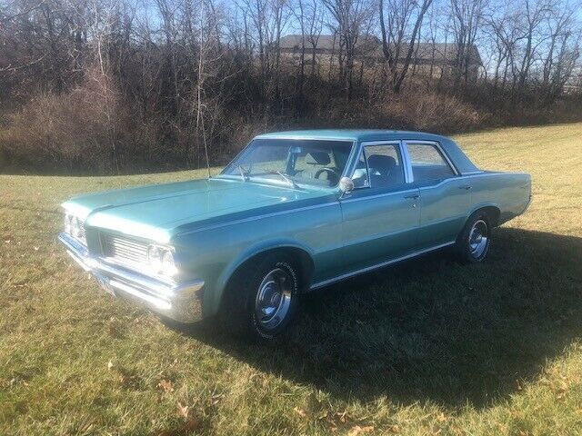 Pontiac Tempest 1964 image number 1