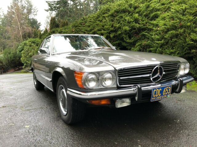 Mercedes-Benz 300-Series 1972 image number 1