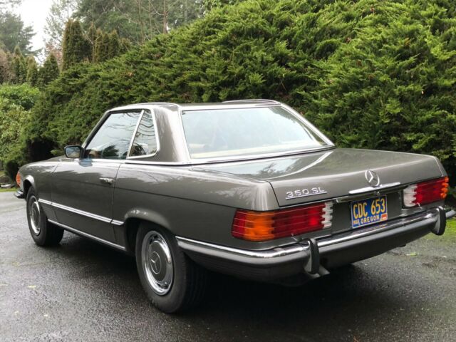 Mercedes-Benz 300-Series 1972 image number 10