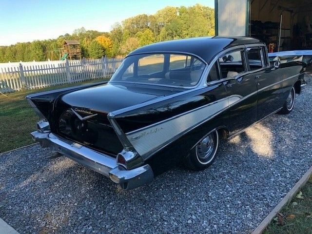 Chevrolet Bel Air/150/210 1957 image number 26