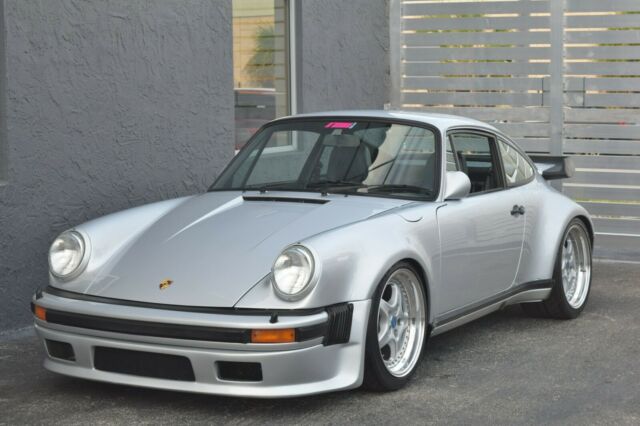 Porsche 930 1977 image number 0