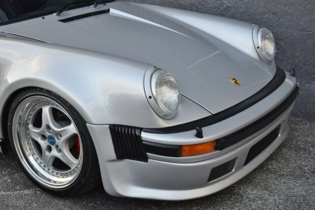 Porsche 930 1977 image number 9