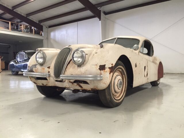 Jaguar XK 1952 image number 24