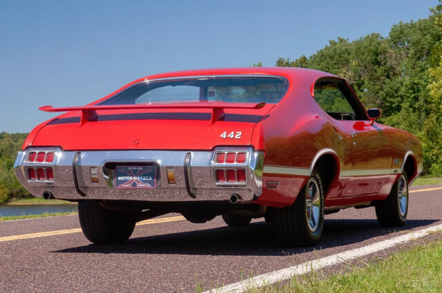 Oldsmobile Cutlass 1972 image number 6