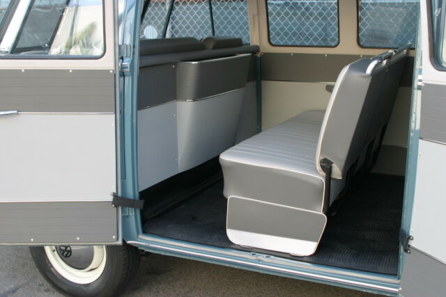 Volkswagen Bus/Vanagon 1963 image number 19