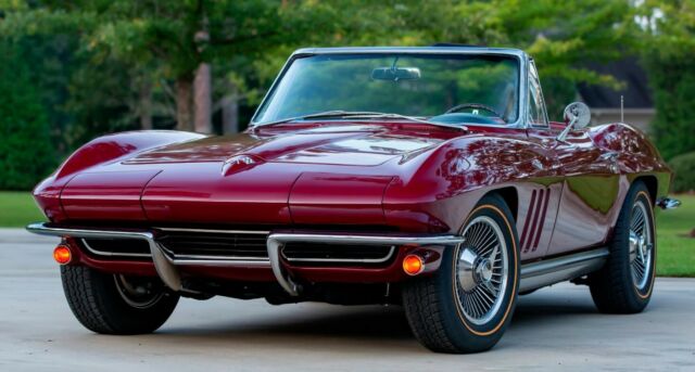 Chevrolet Corvette 1965 image number 16