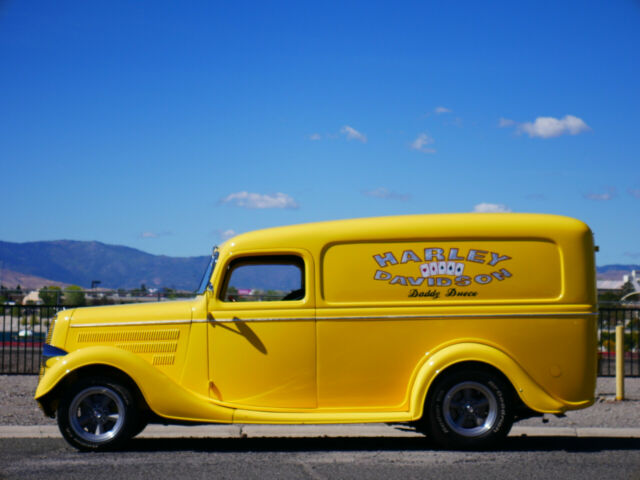 Ford Truck 1937 image number 0