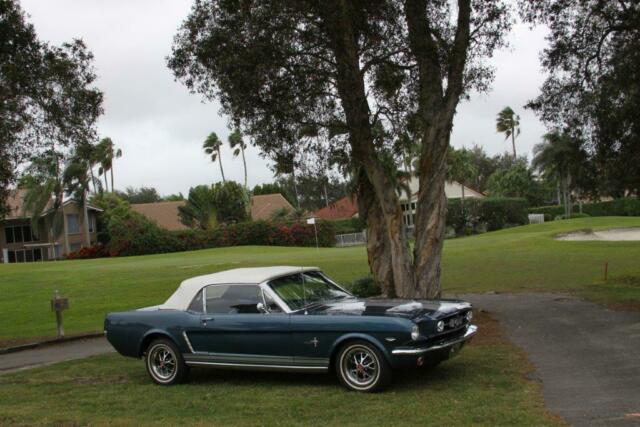 Ford Mustang 1964 image number 28