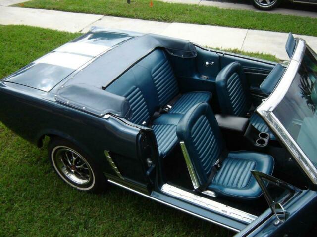 Ford Mustang 1964 image number 36