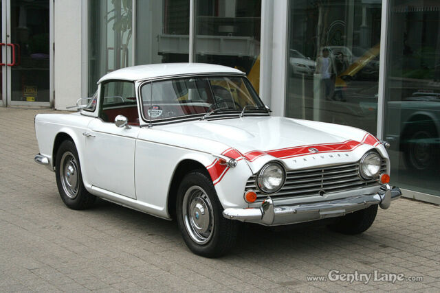 Triumph TR4A 1965 image number 2