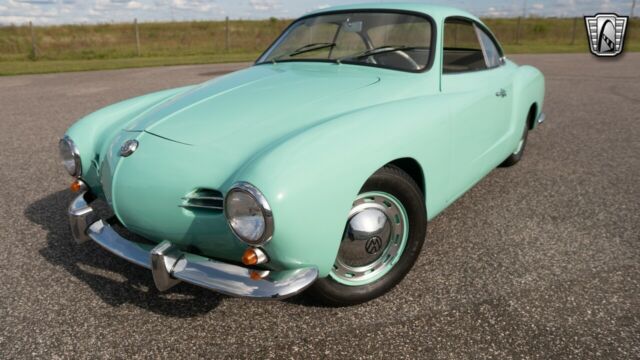 Volkswagen Karmann Ghia 1958 image number 27