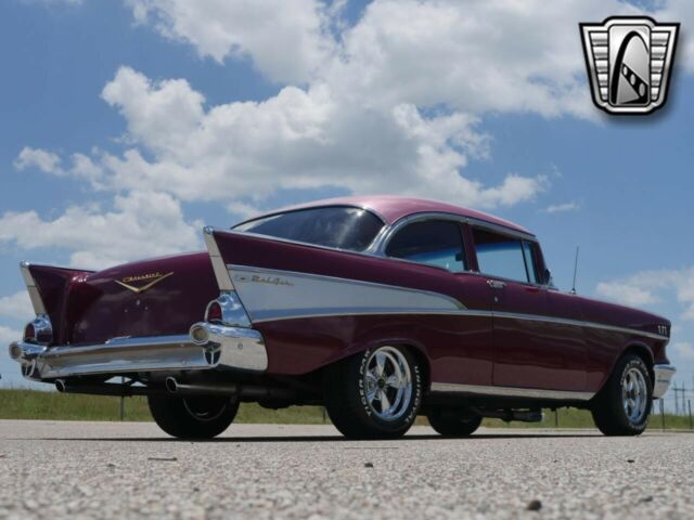 Chevrolet Bel Air/150/210 1957 image number 17